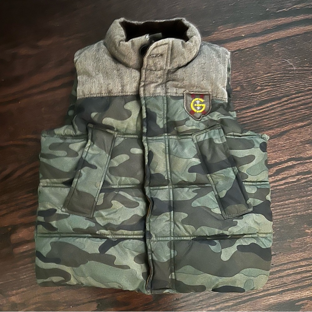 GAP Puffer Vest in Camo